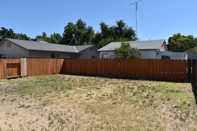 Building Photo - 1333 Frank Ave