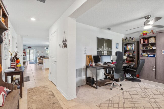 Building Photo - 4382 Finch Ln