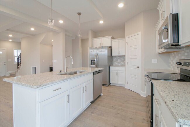 Building Photo - 2074 Ireland Wy