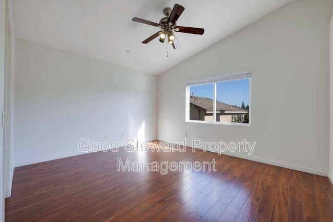 Building Photo - 1760 Taylor Ln