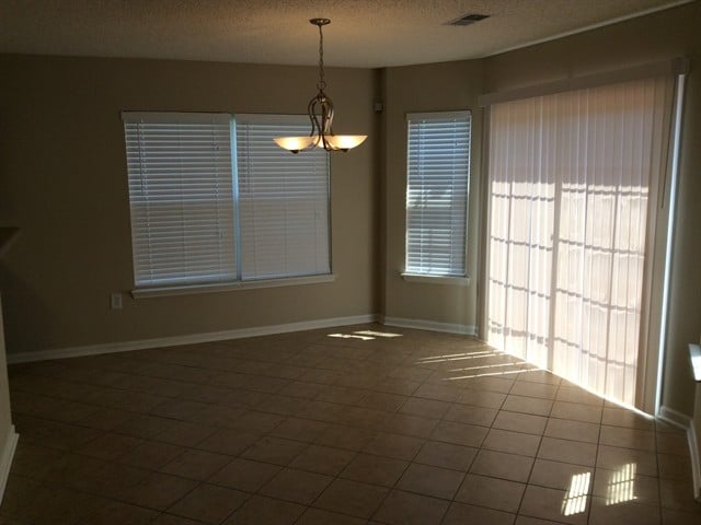 Building Photo - 4022 Houldsworth Dr
