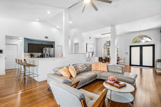 Building Photo - 2470 Sandstone Ct