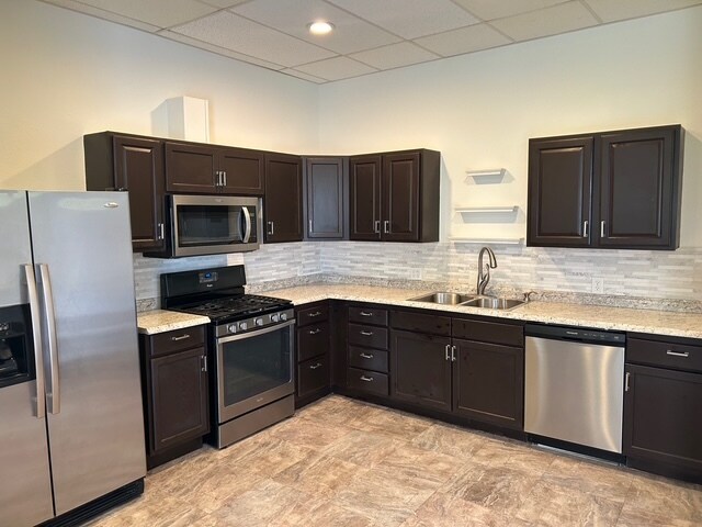 Building Photo - 4701 S 3rd Ave