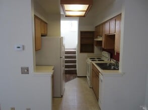 Building Photo - 1939 Windmill Cir