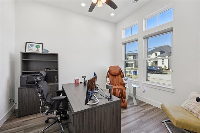 Building Photo - 3691 Spruce Hills St