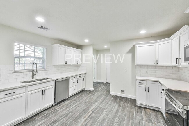 Building Photo - 3627 Glenwood Springs Dr