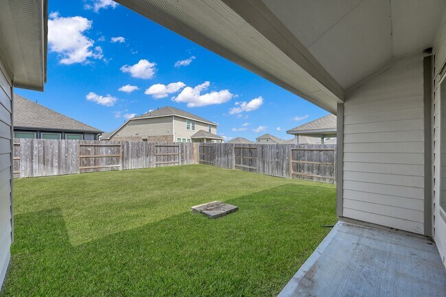 Building Photo - 19092 Sonora Chase Dr