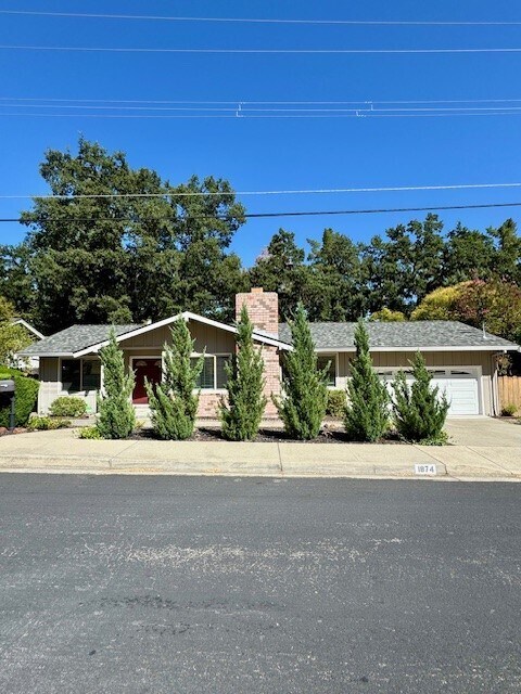 Building Photo - 1874 Green Valley Rd
