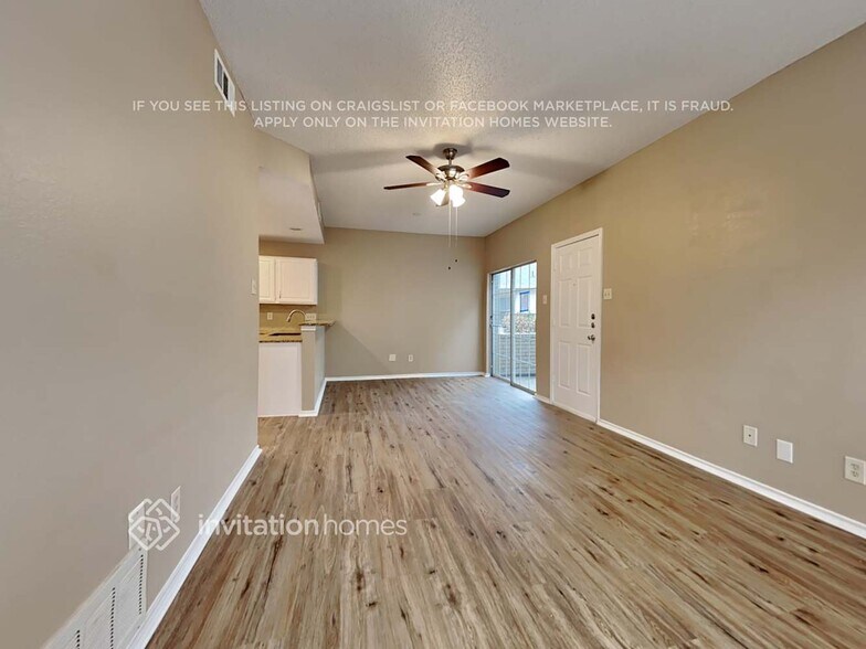 Building Photo - 3823 Branch Hollow Cir