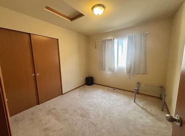 Building Photo - Lynnwood Home