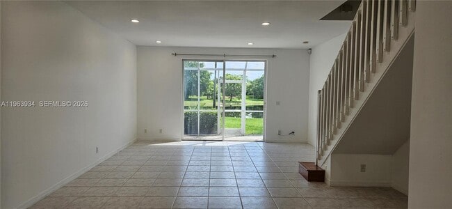 Building Photo - 3686 San Simeon Cir