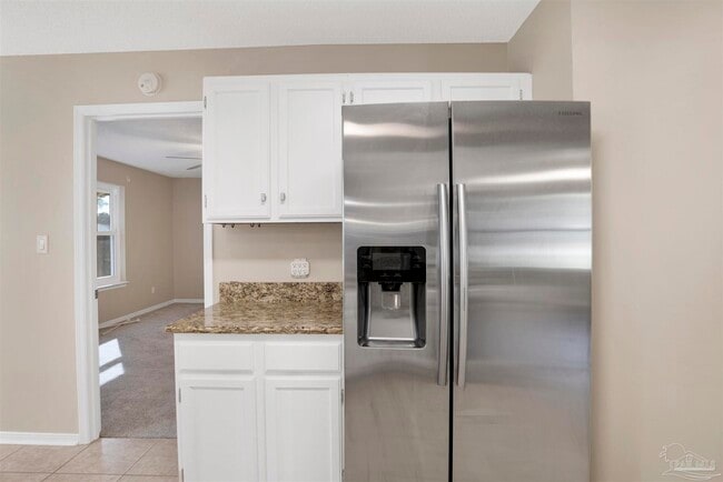 Building Photo - 4036 Shorewood Dr