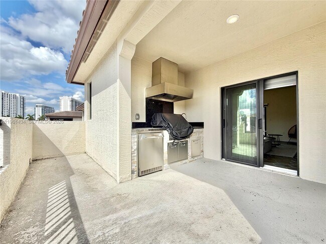 Building Photo - 4861 NW 83rd Path