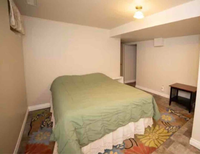 Building Photo - 2508-213a 13A St SW