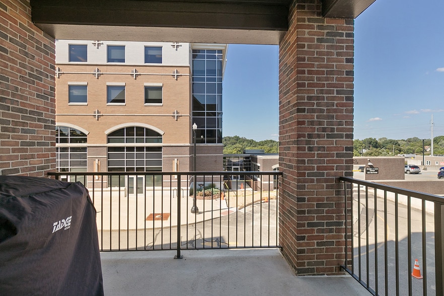 PRIVATE BALCONY - 430 Union Ave NE