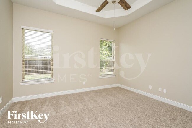 Building Photo - 3813 Shadewell St