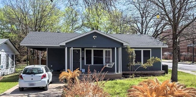 Building Photo - 2615 Euclid Ave