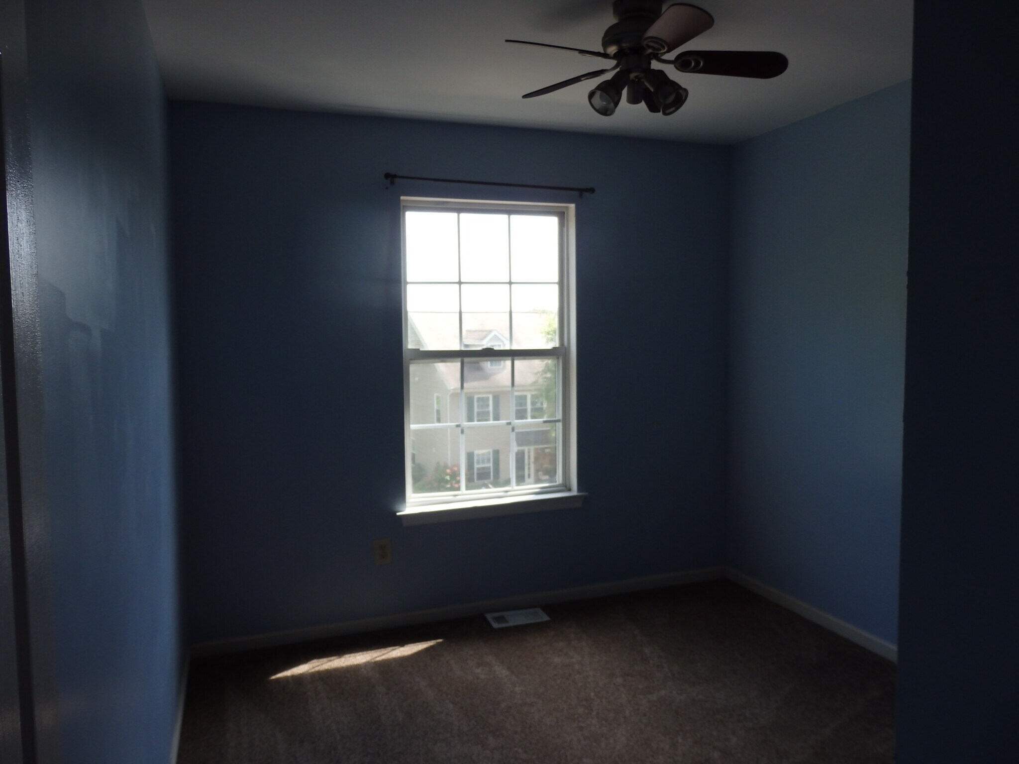 Building Photo - 4574 Louise Saint Claire Dr