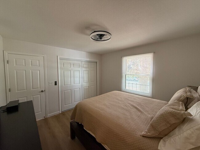Building Photo - Beautifully Updated Broomfield Home with M...