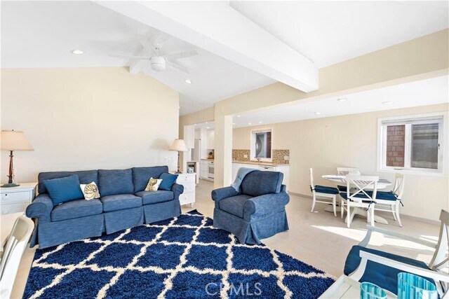 Building Photo - 1051 Gaviota Dr