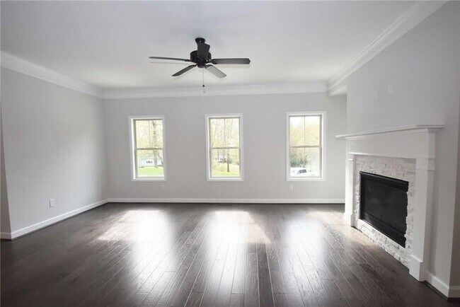 Building Photo - 2861 Boone Dr