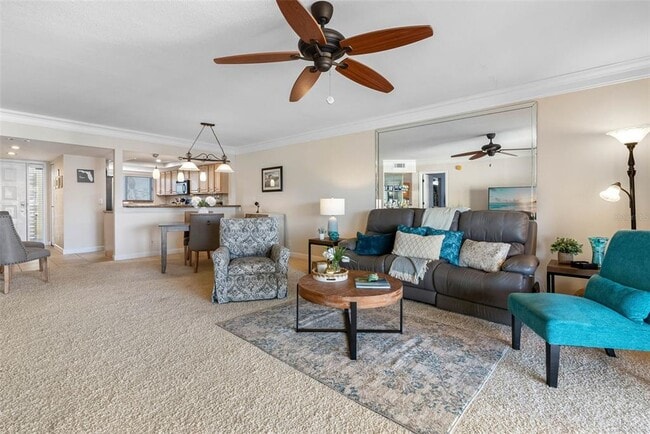 Building Photo - 363 Pinellas Bayway S