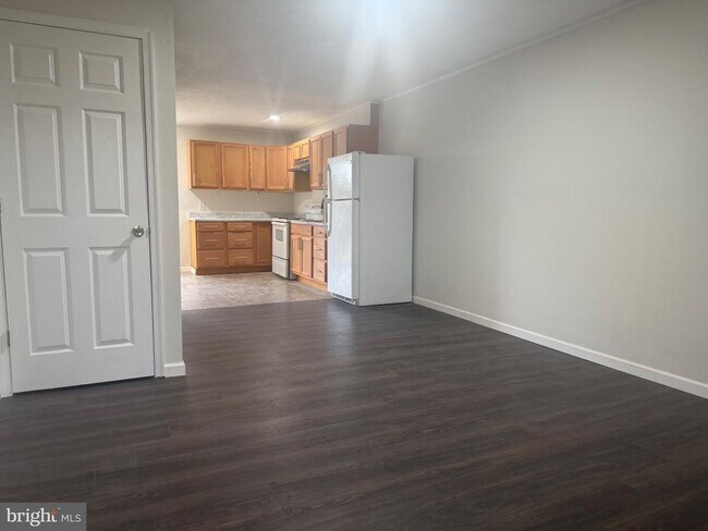 Building Photo - 135 Beeden Ln