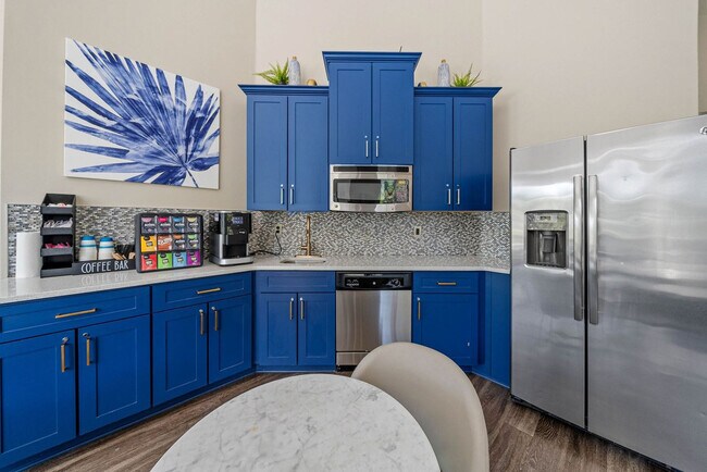 Building Photo - 9763 Magnolia Blossom Dr