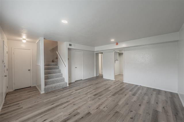 Building Photo - 1821 Ridgeview St