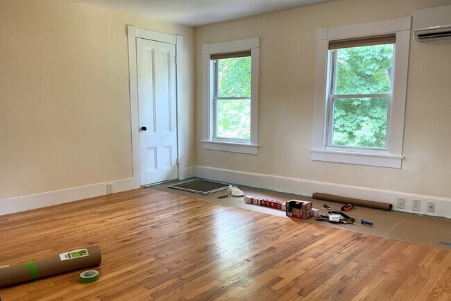 Building Photo - 7 Riverneck Rd
