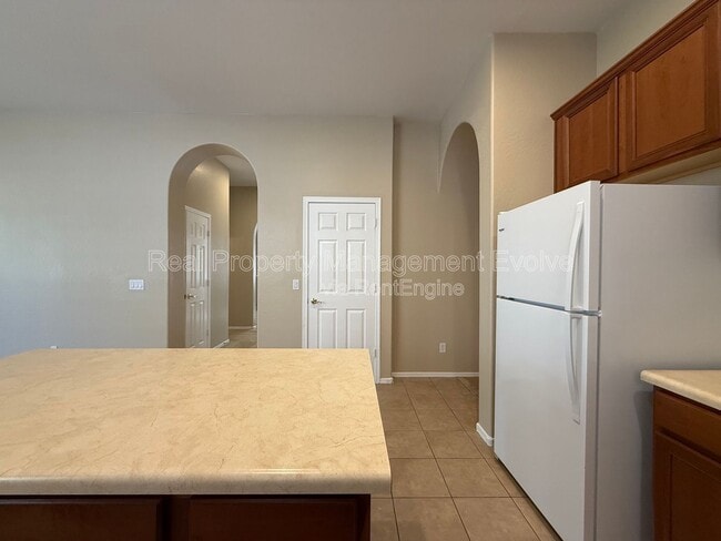 Building Photo - 16825 S 30th Ave