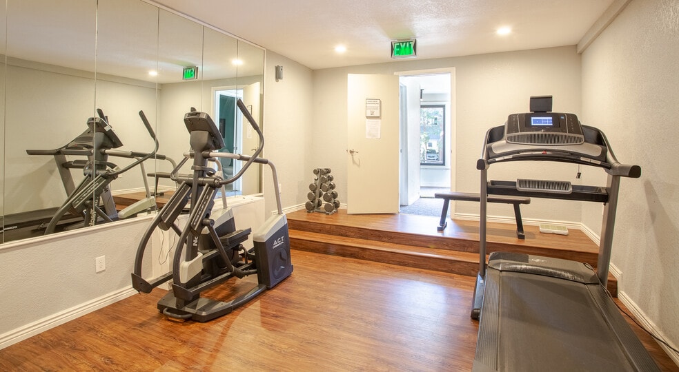 Gym - 2227 Canyon Blvd