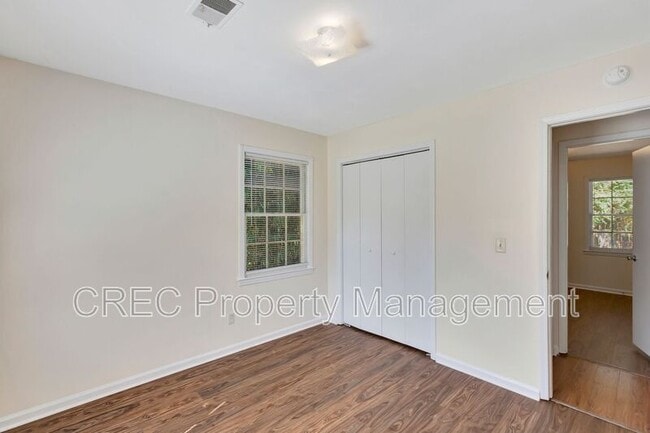 Building Photo - 1200 Margaret Dr