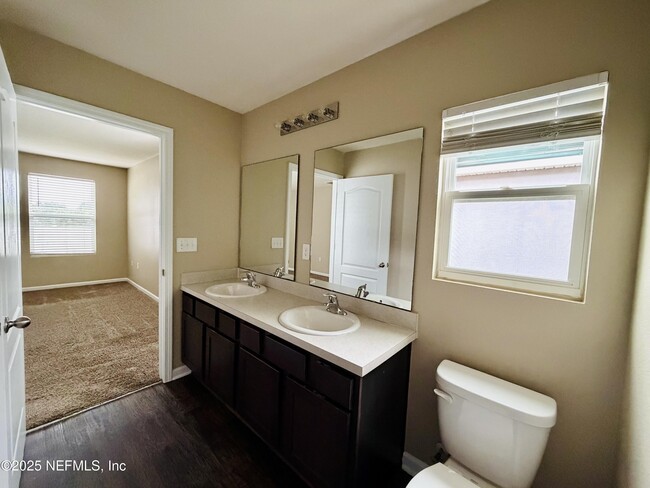 Building Photo - 3583 Sunfish Dr