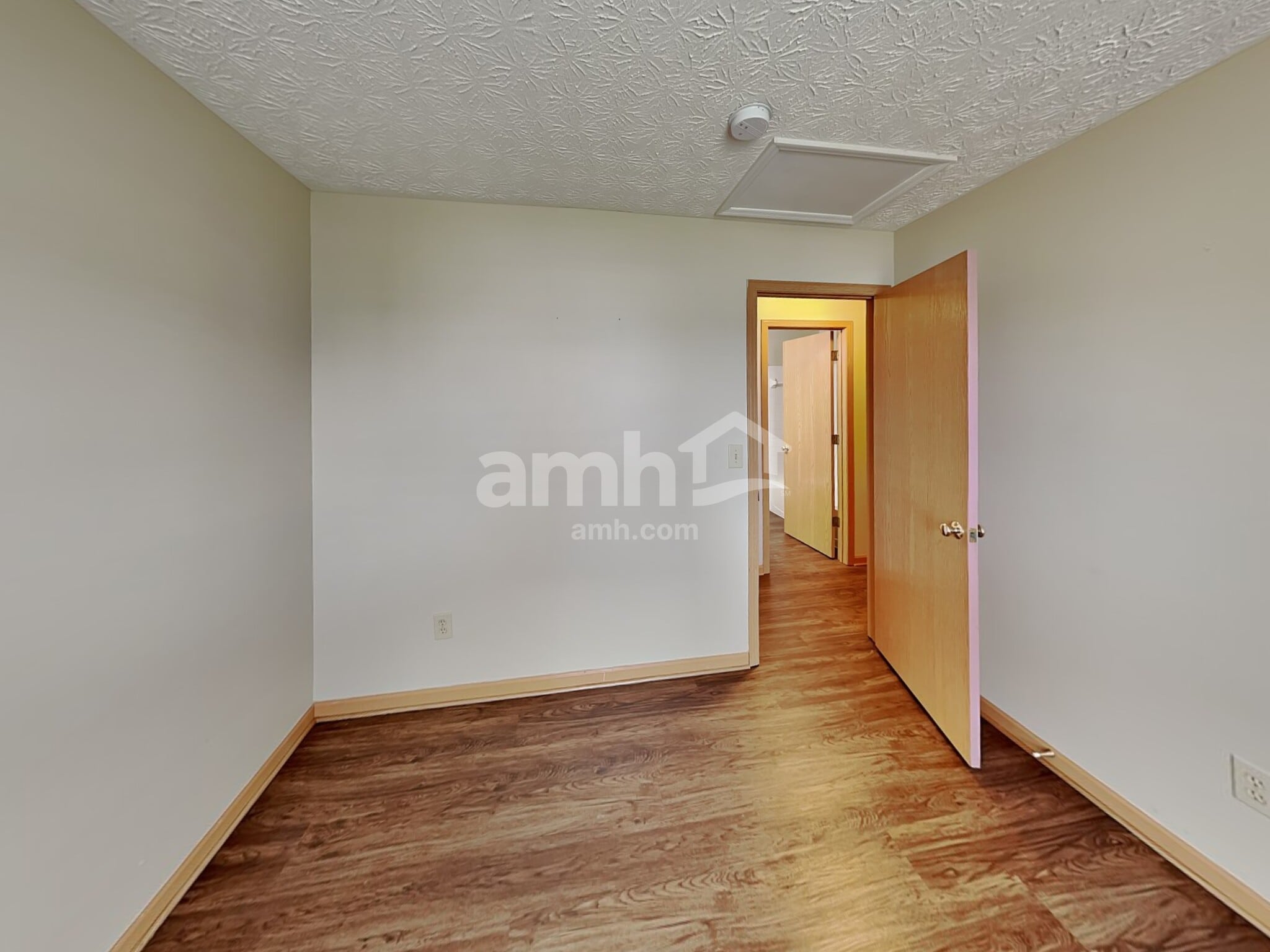 Building Photo - 2236 Dates St