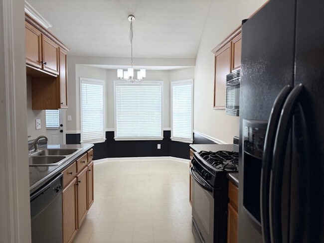 Building Photo - Beautiful 3 BR / 2 Bath Ranch in Hampton!