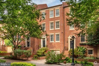 Building Photo - 3611 Winfield Lane Northwest
