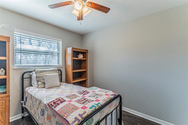 Building Photo - 708 N Stewart St