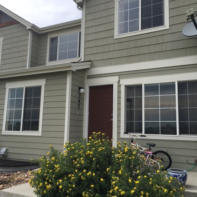 Building Photo - Wonderful 3 Bed, 2 Bath Condo in Longmont