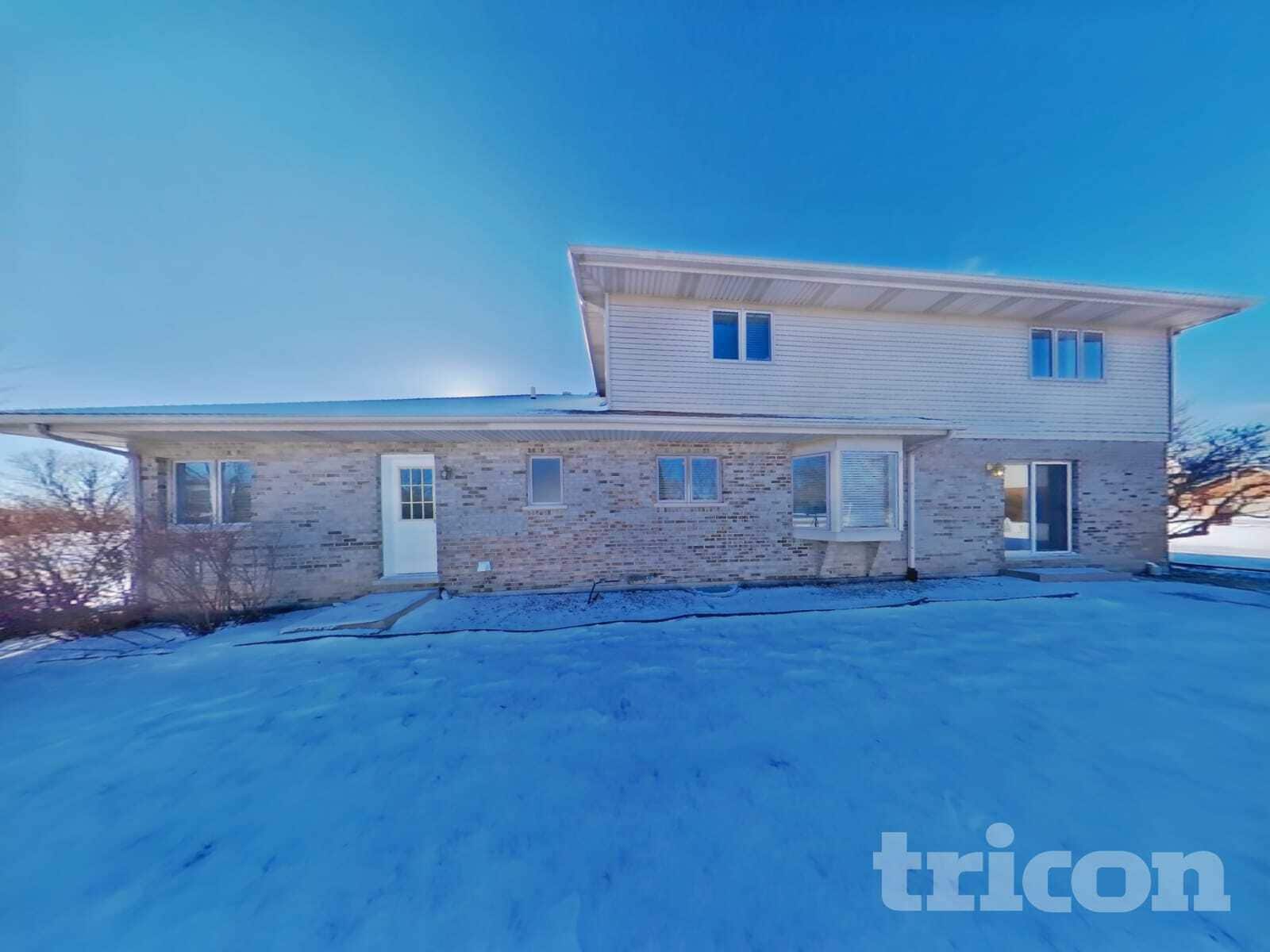 Building Photo - 7652 Brittany Ct