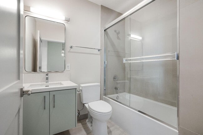 Building Photo - 3308 Mentone Ave