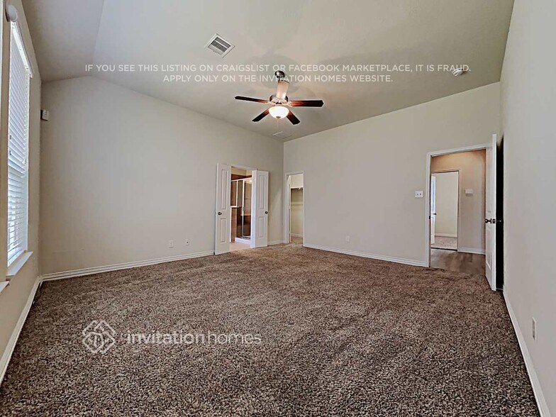 Building Photo - 30711 Academy Trace Dr