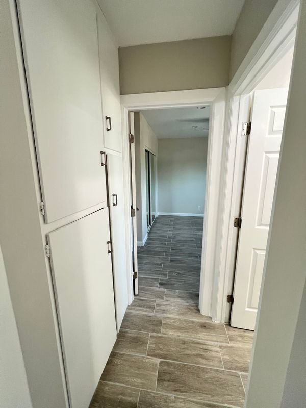 Building Photo - 9025 Mills Ave