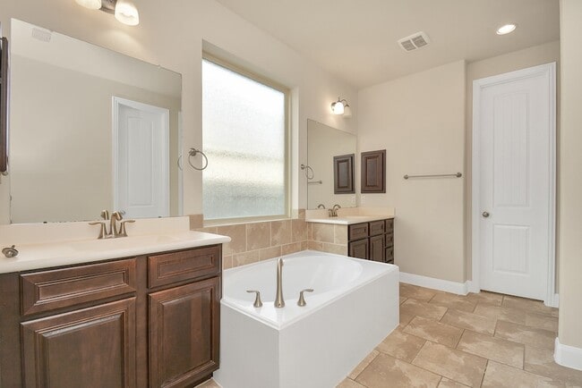 Building Photo - 20311 Bristol Bluff Ln