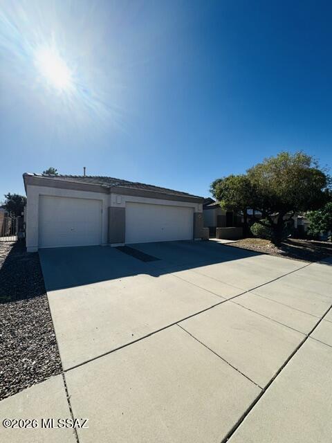 Building Photo - 11557 N Flat Iron Dr