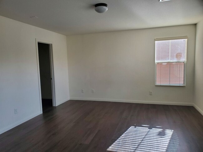 Building Photo - A Fabulous 3 Bedroom, 2 Bathroom  HOME IN ...