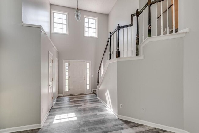 Building Photo - 3625 Palisade Park Dr