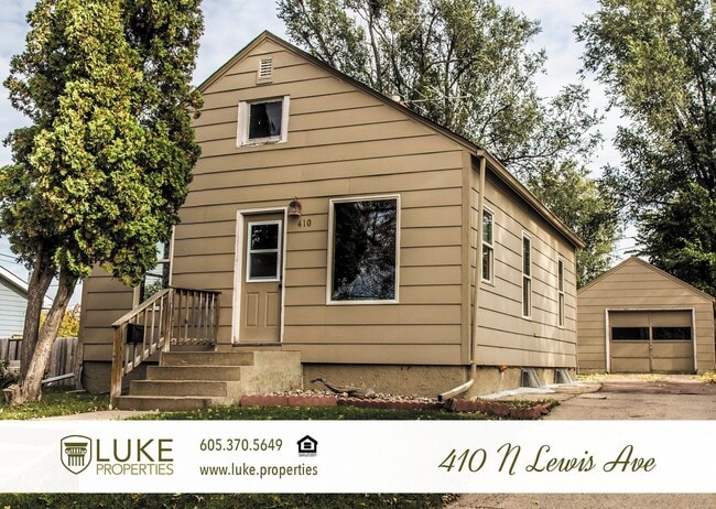 Primary Photo - 410 N Lewis Ave
