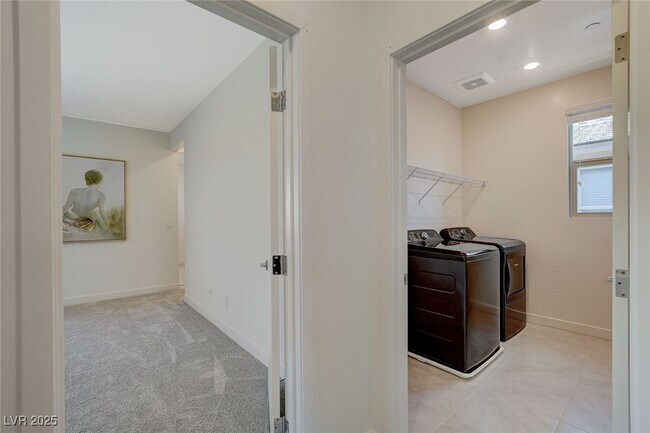 Building Photo - 1561 Crowned Eagle St