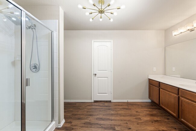 Building Photo - 1312 Cedar Hollow Dr